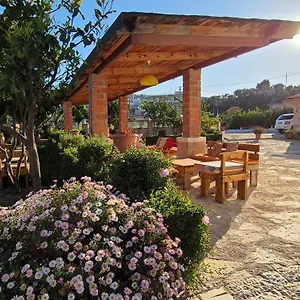 Josana , Σαράντα Αλβανία